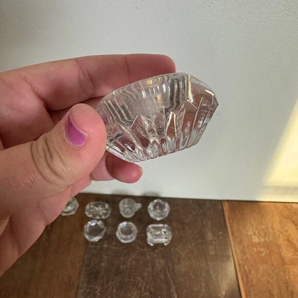 Antique Vintage Lot 8 Pressed Blown Glass Decorative Ornate‎ Salt Cellar Bundle - Picture 4 of 16